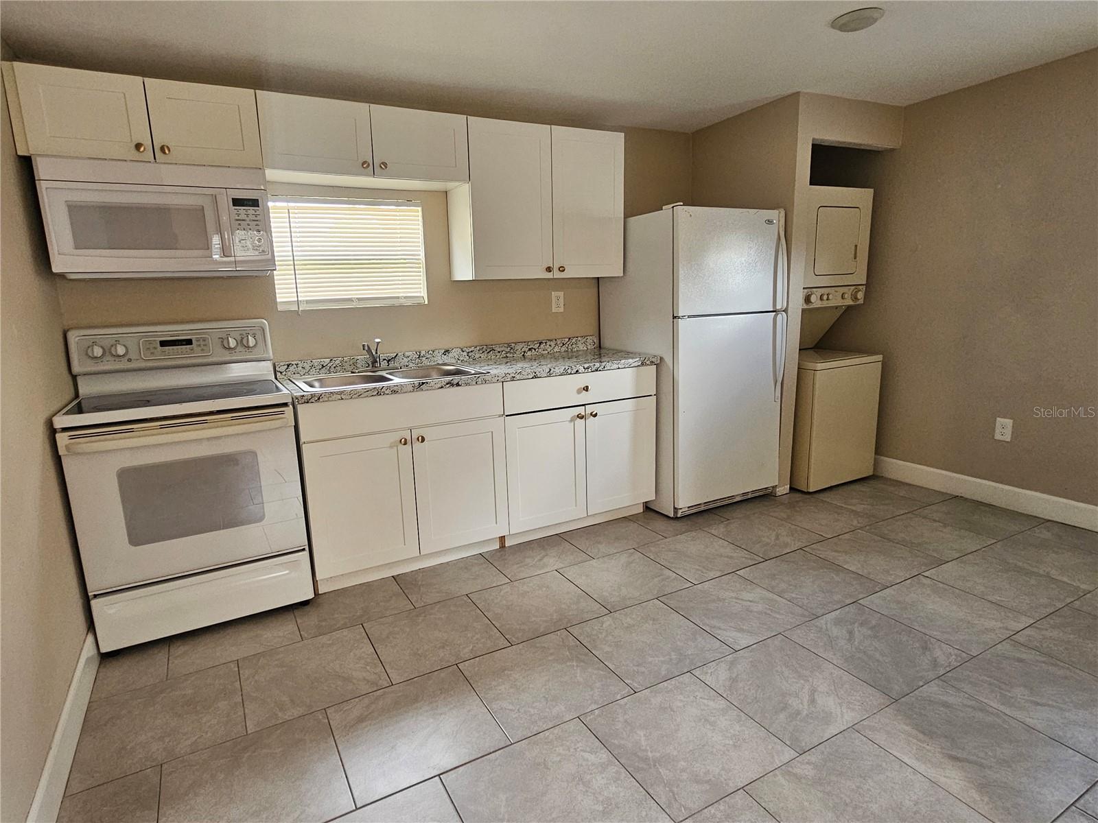 UNPLATTED - Residential Lease