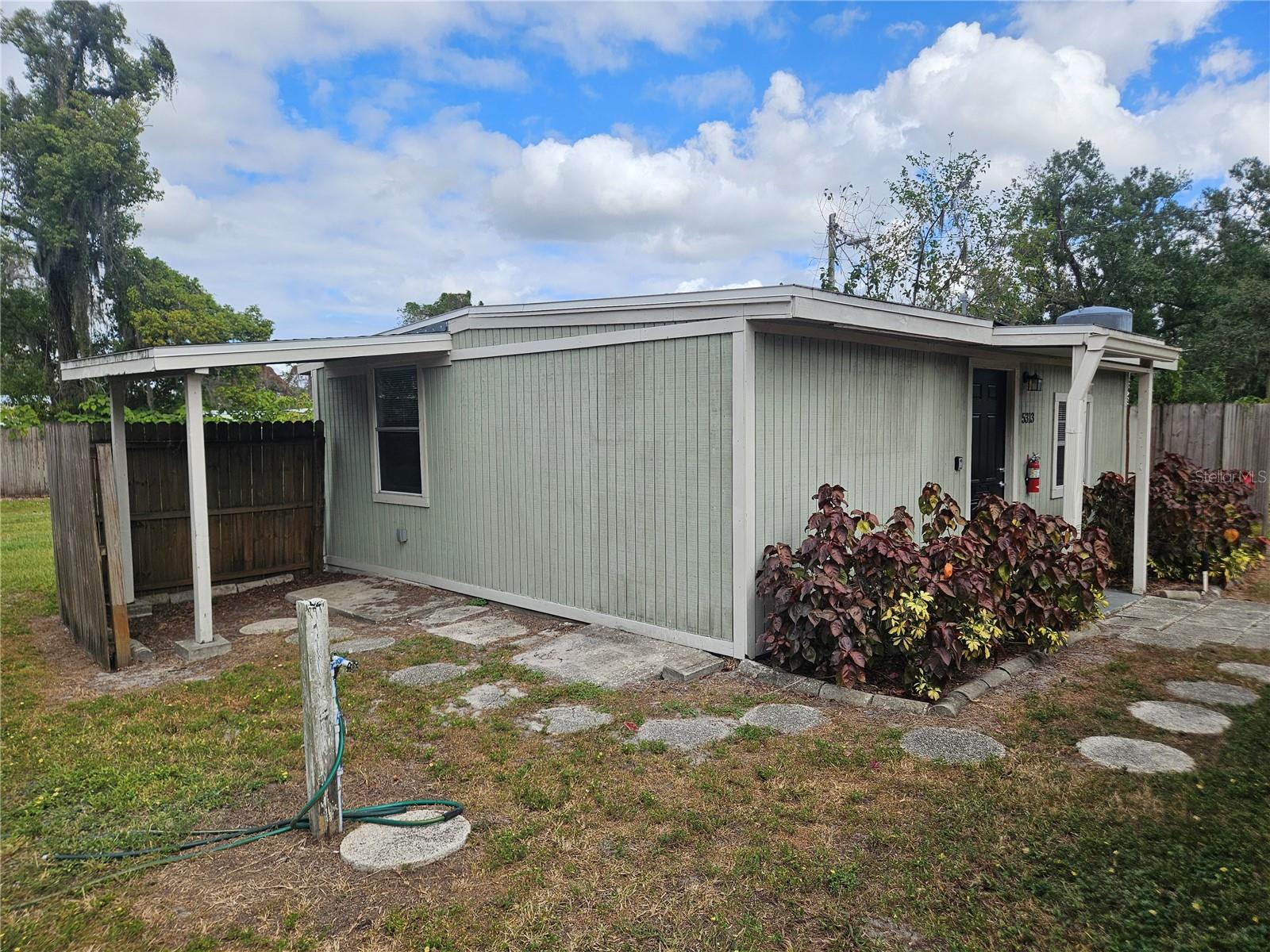 UNPLATTED - Residential Lease