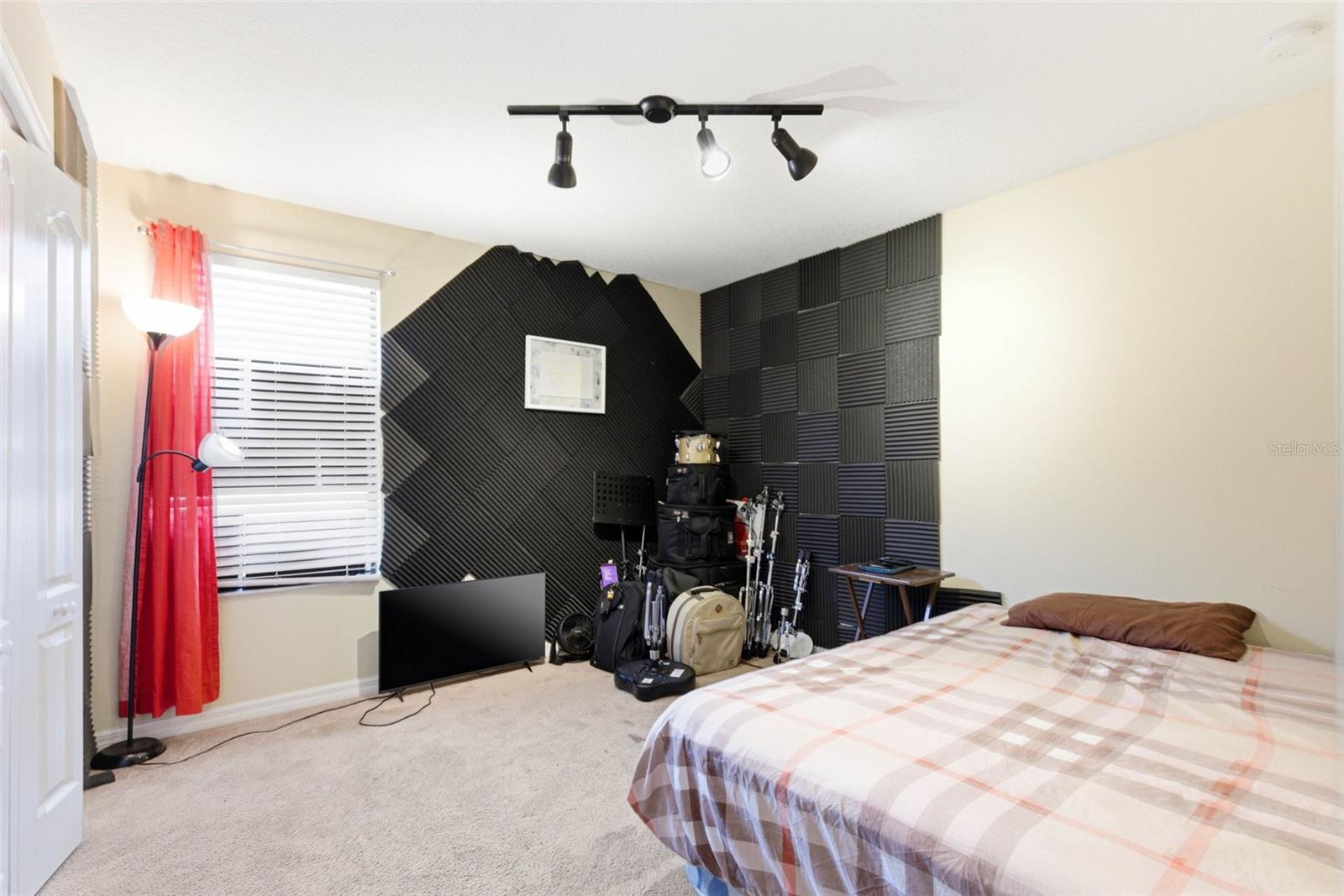 BELMONT PH 1C-1 PT REP - Residential Lease