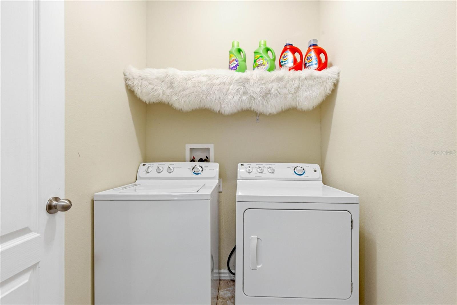 BELMONT PH 1C-1 PT REP - Residential Lease