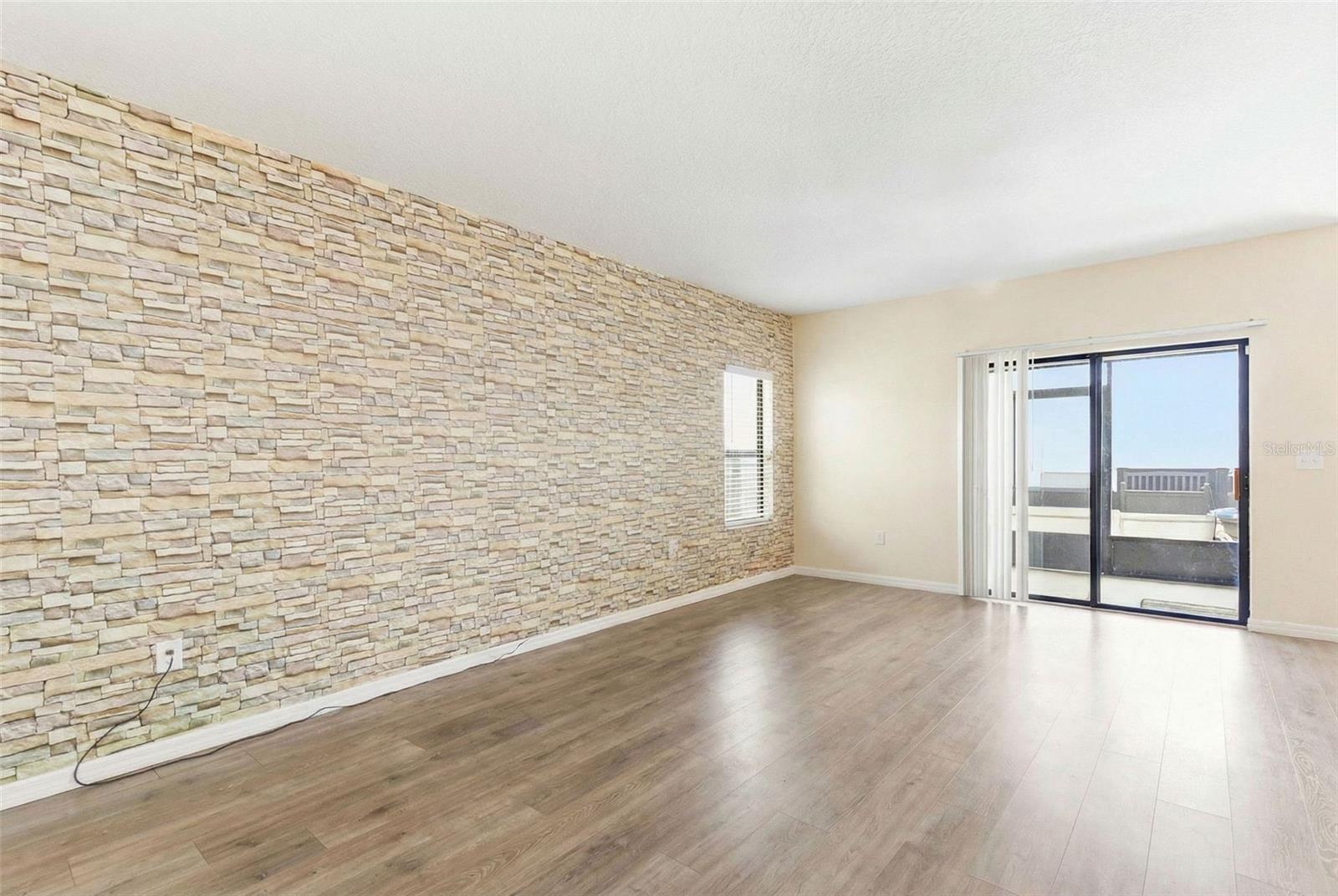 BELMONT PH 1C-1 PT REP - Residential Lease