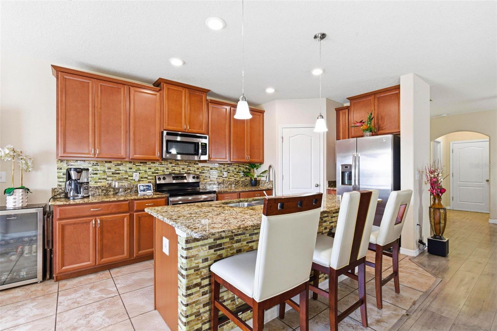 BELMONT PH 1C-1 PT REP - Residential Lease