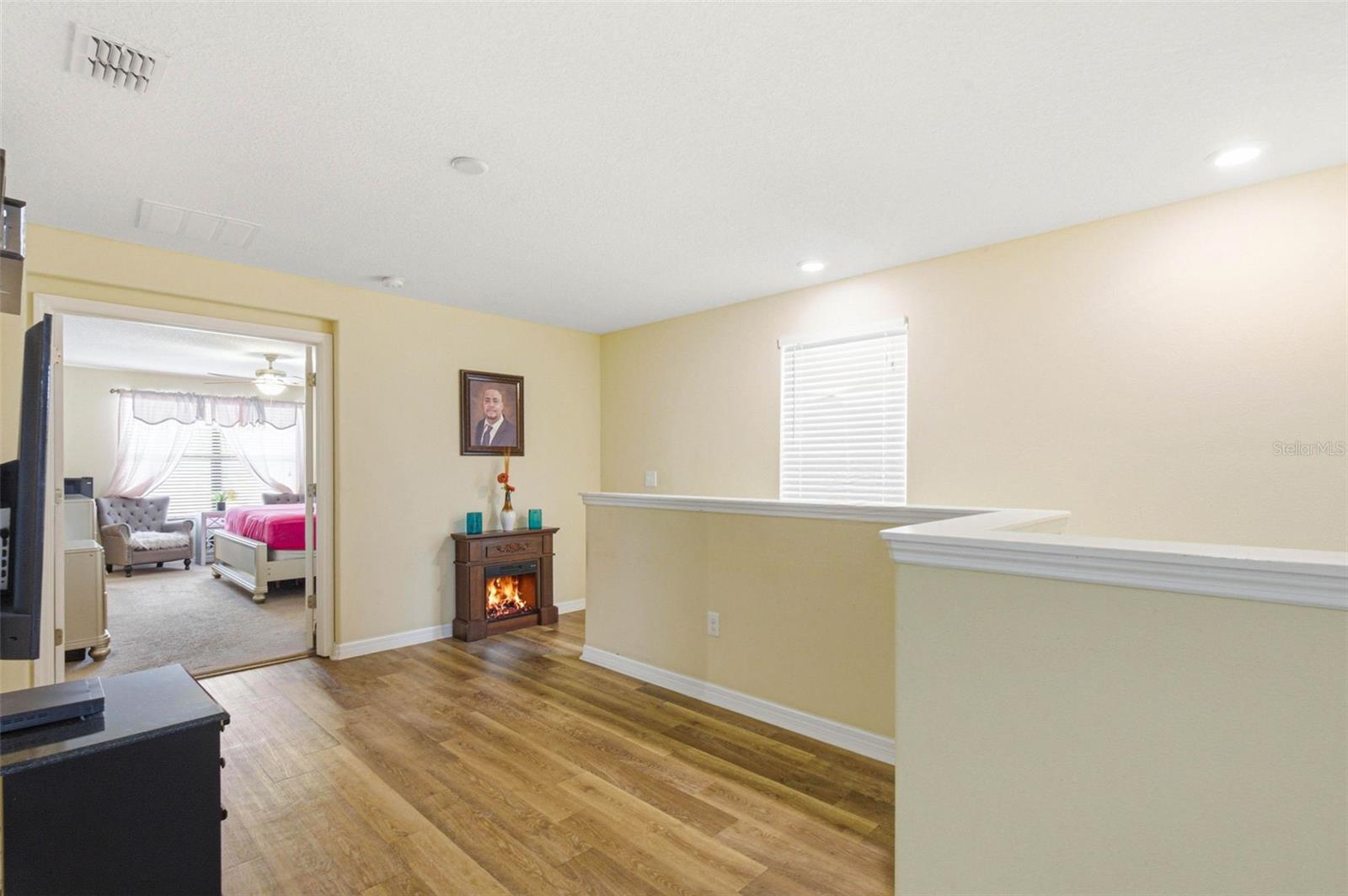 BELMONT PH 1C-1 PT REP - Residential Lease