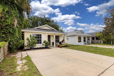 A home in PORT ORANGE