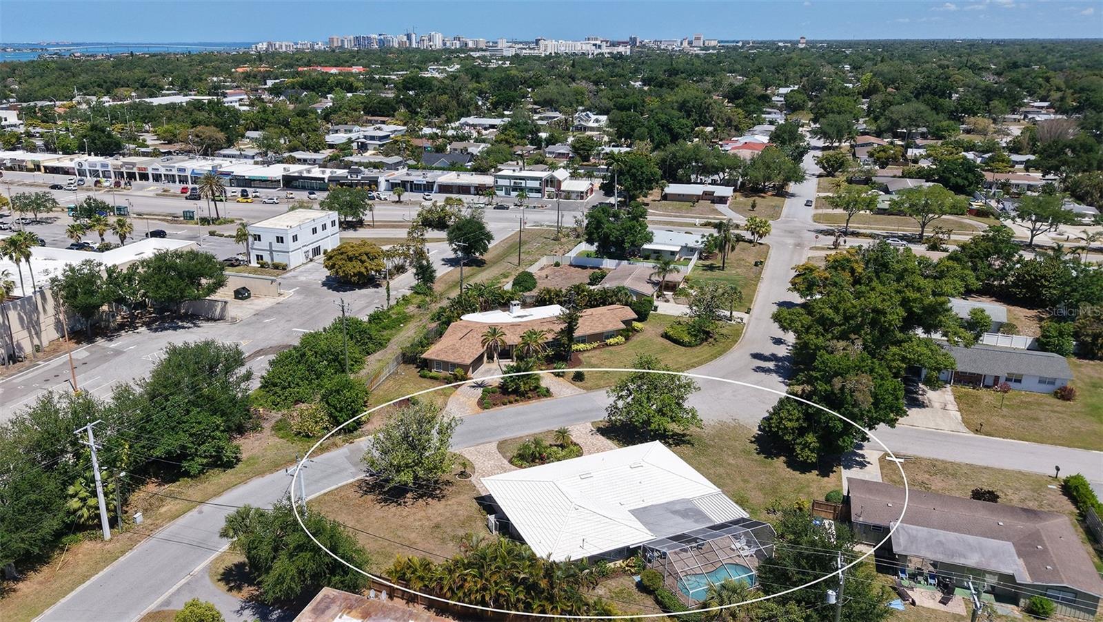 SOUTH GATE - Residential