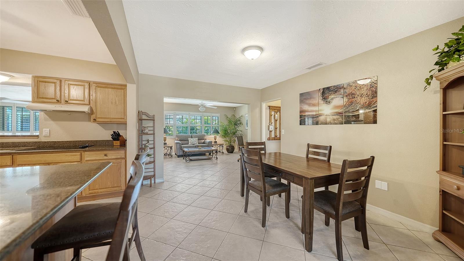 SOUTH GATE - Residential