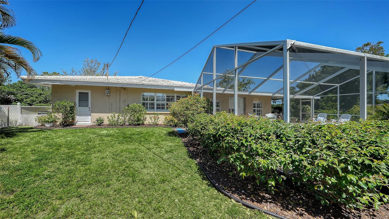 SOUTH GATE - Residential