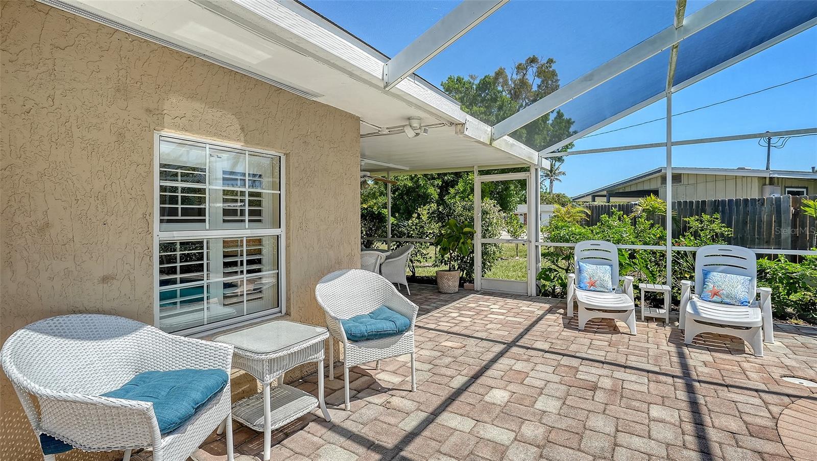 SOUTH GATE - Residential