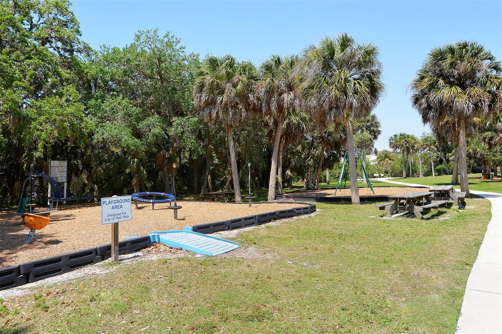 STRATHMORE RIVERSIDE I - Residential Lease