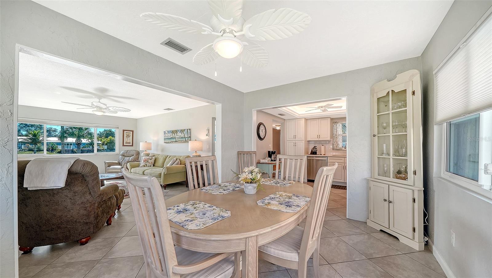 STRATHMORE RIVERSIDE I - Residential Lease