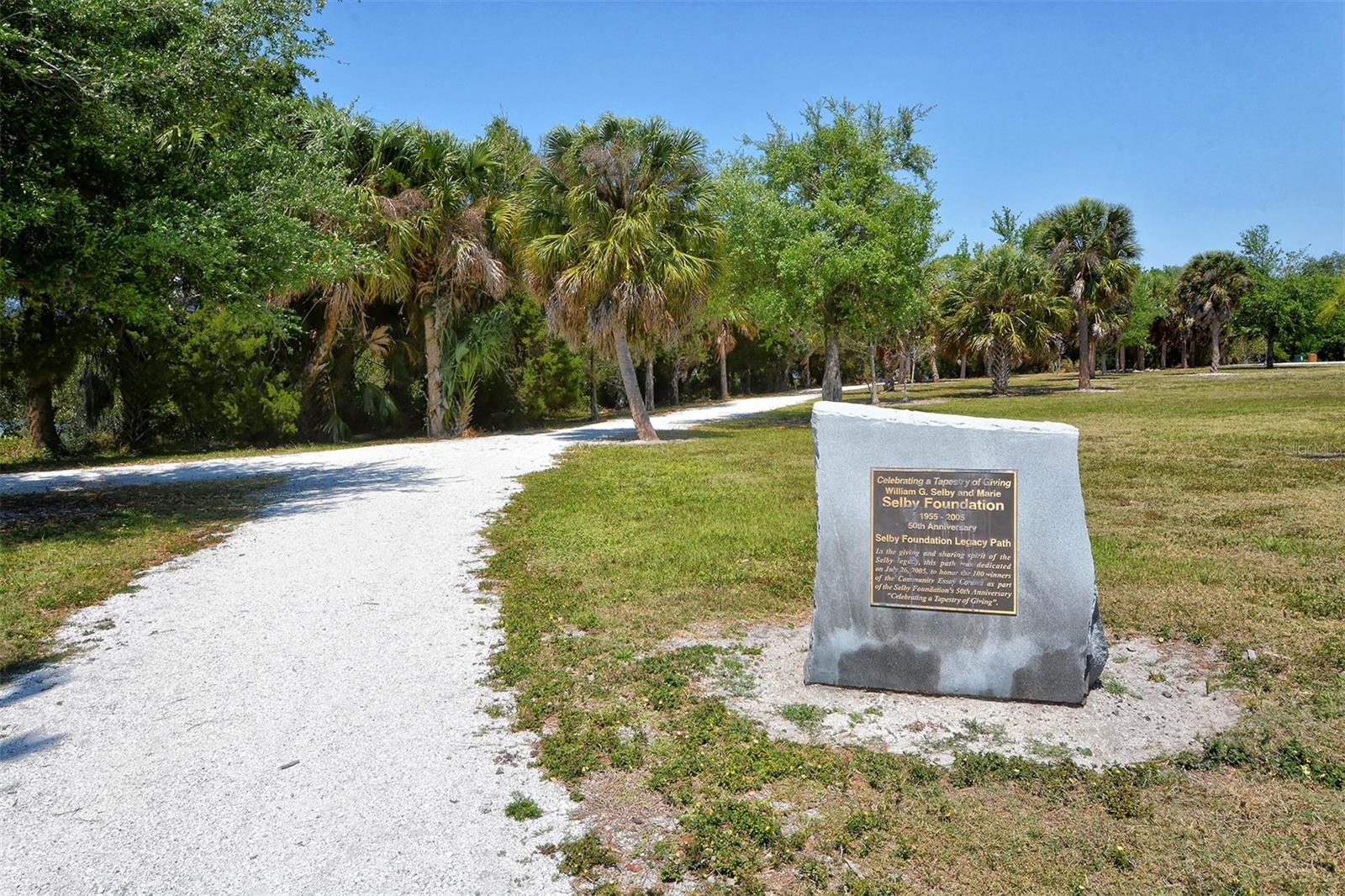 STRATHMORE RIVERSIDE I - Residential Lease