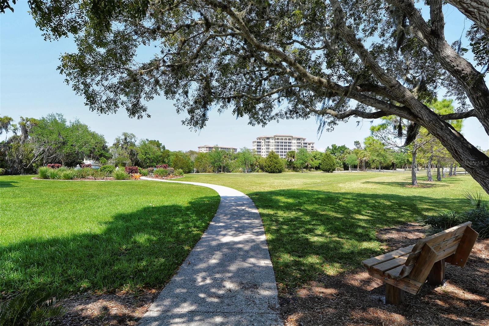 STRATHMORE RIVERSIDE I - Residential Lease