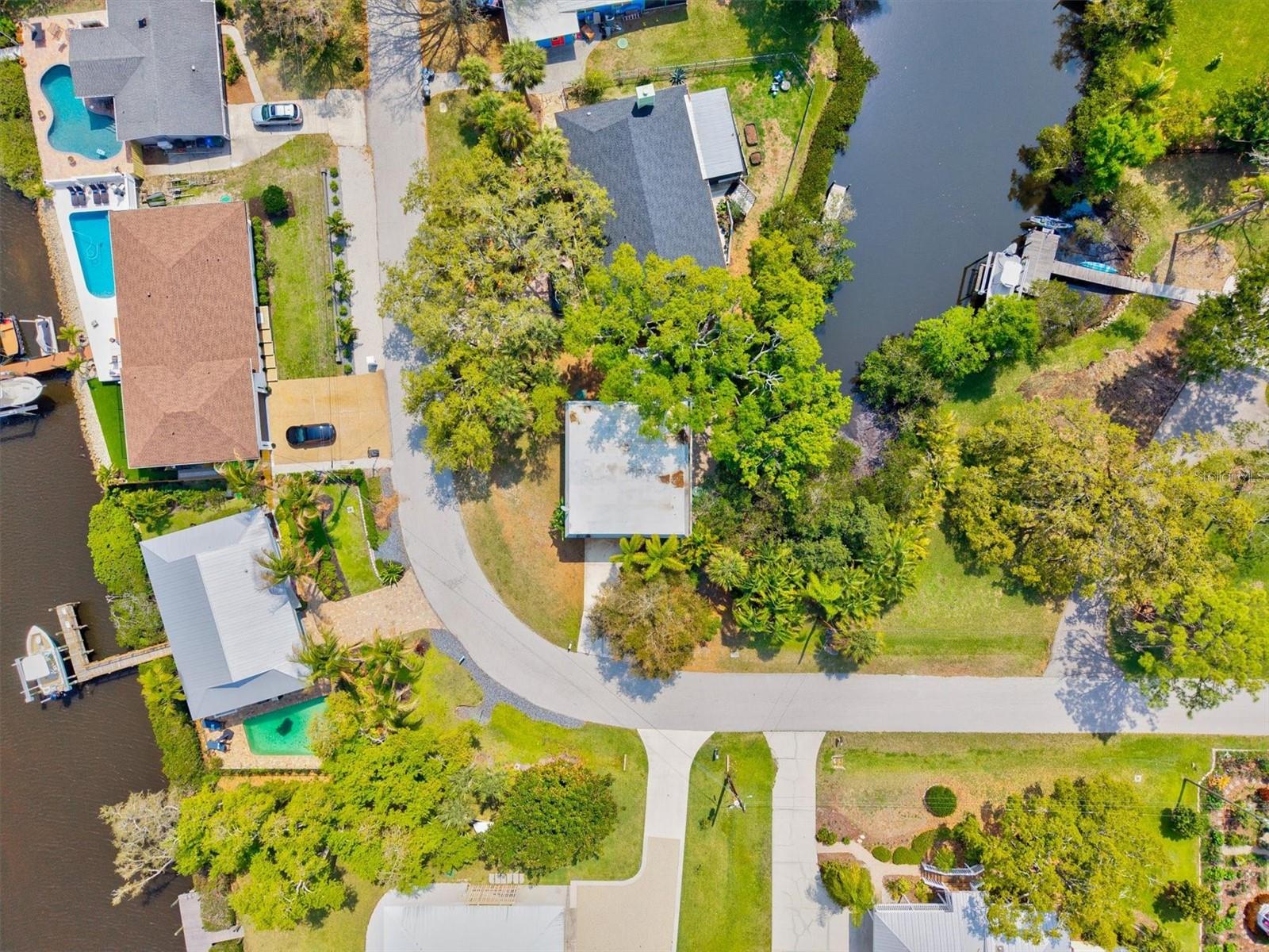 PHILLIPPI SHORES - Residential