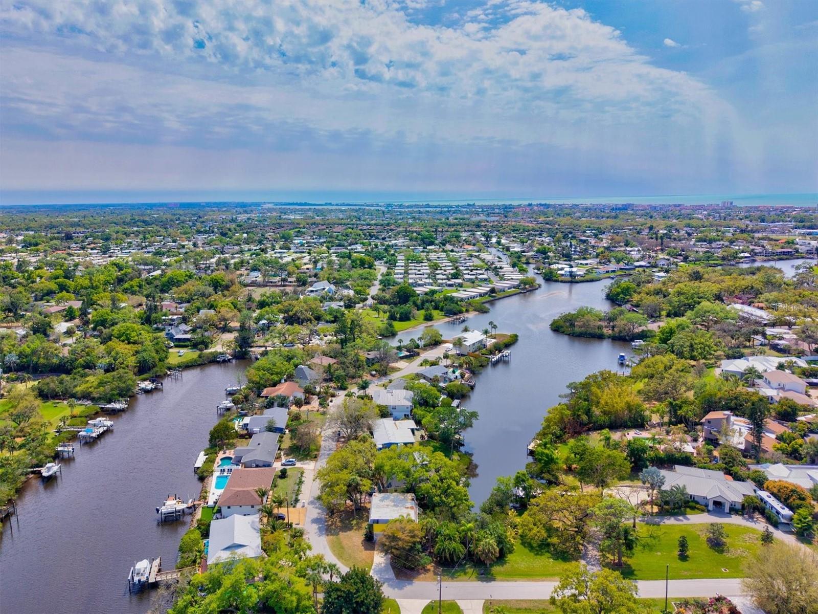 PHILLIPPI SHORES - Residential