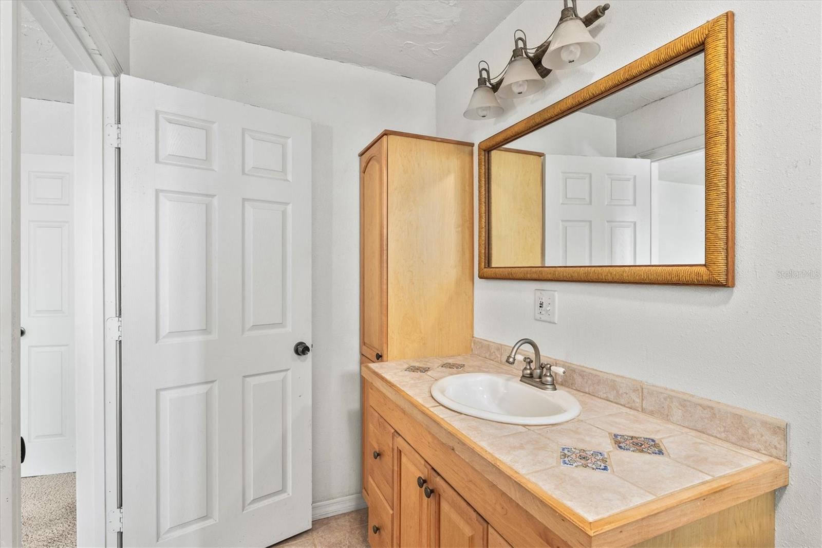 PHILLIPPI SHORES - Residential