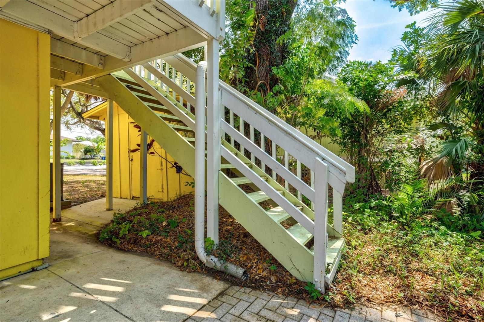 PHILLIPPI SHORES - Residential