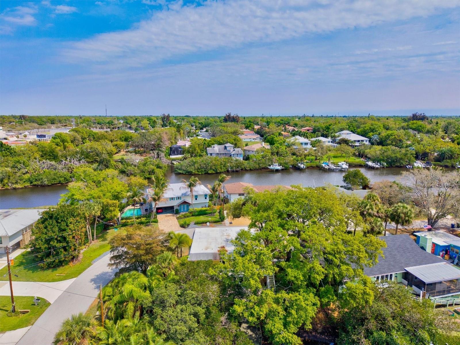 PHILLIPPI SHORES - Residential