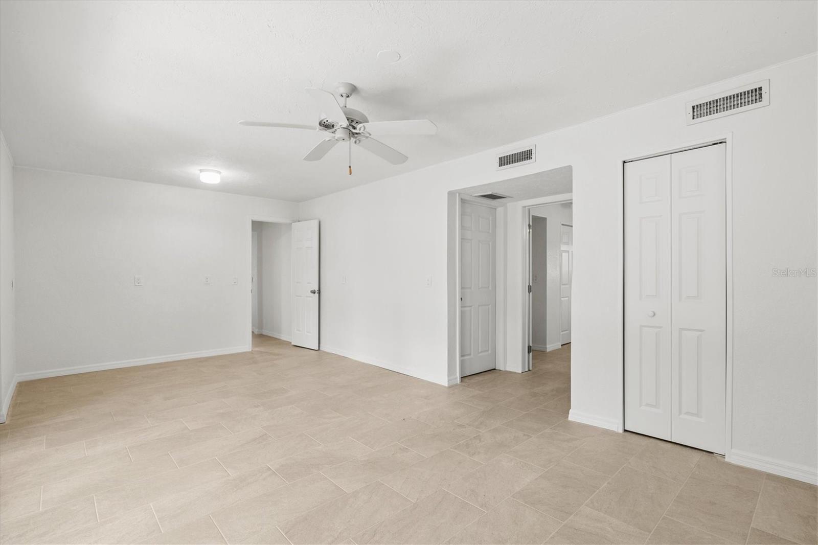 PHILLIPPI SHORES - Residential