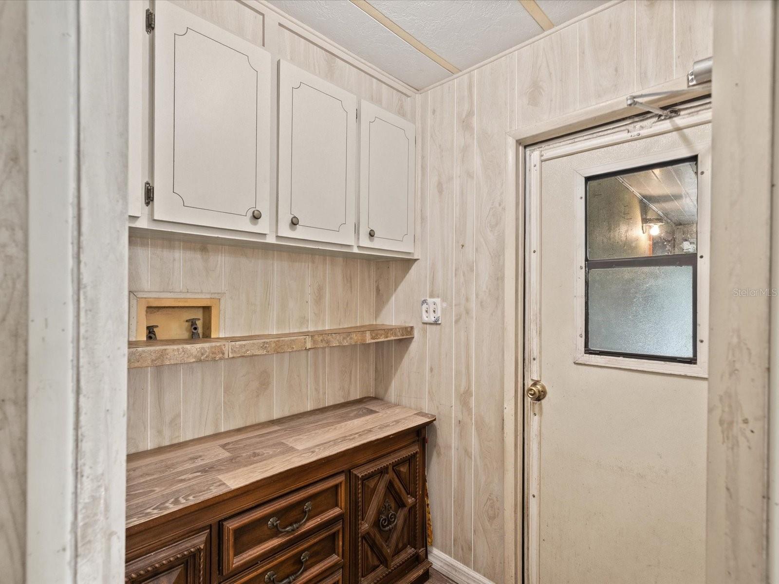 LEISURE HILLS - Residential