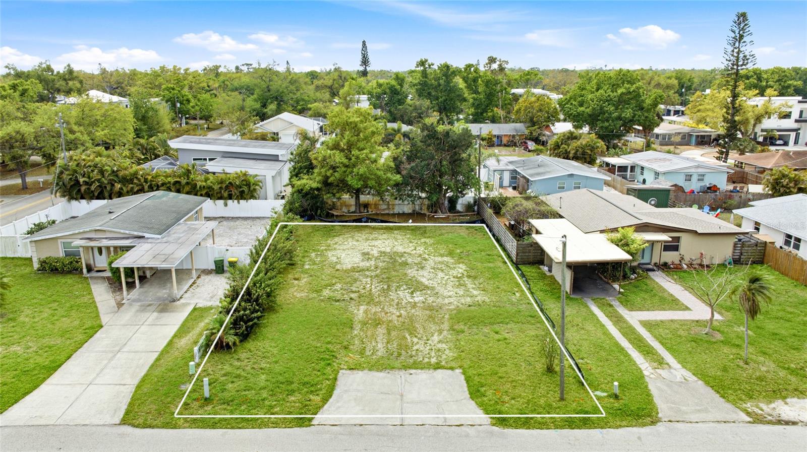 2360 LOMA LINDA STREET