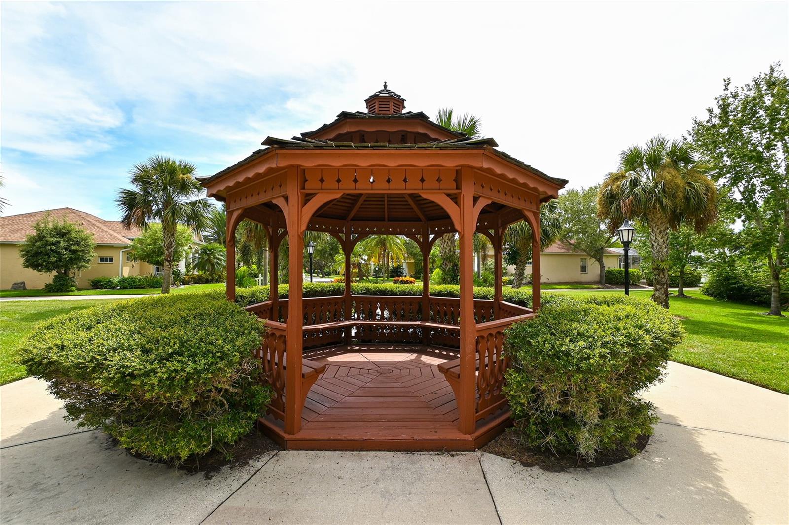 RIVENDELL WOODLANDS - Residential