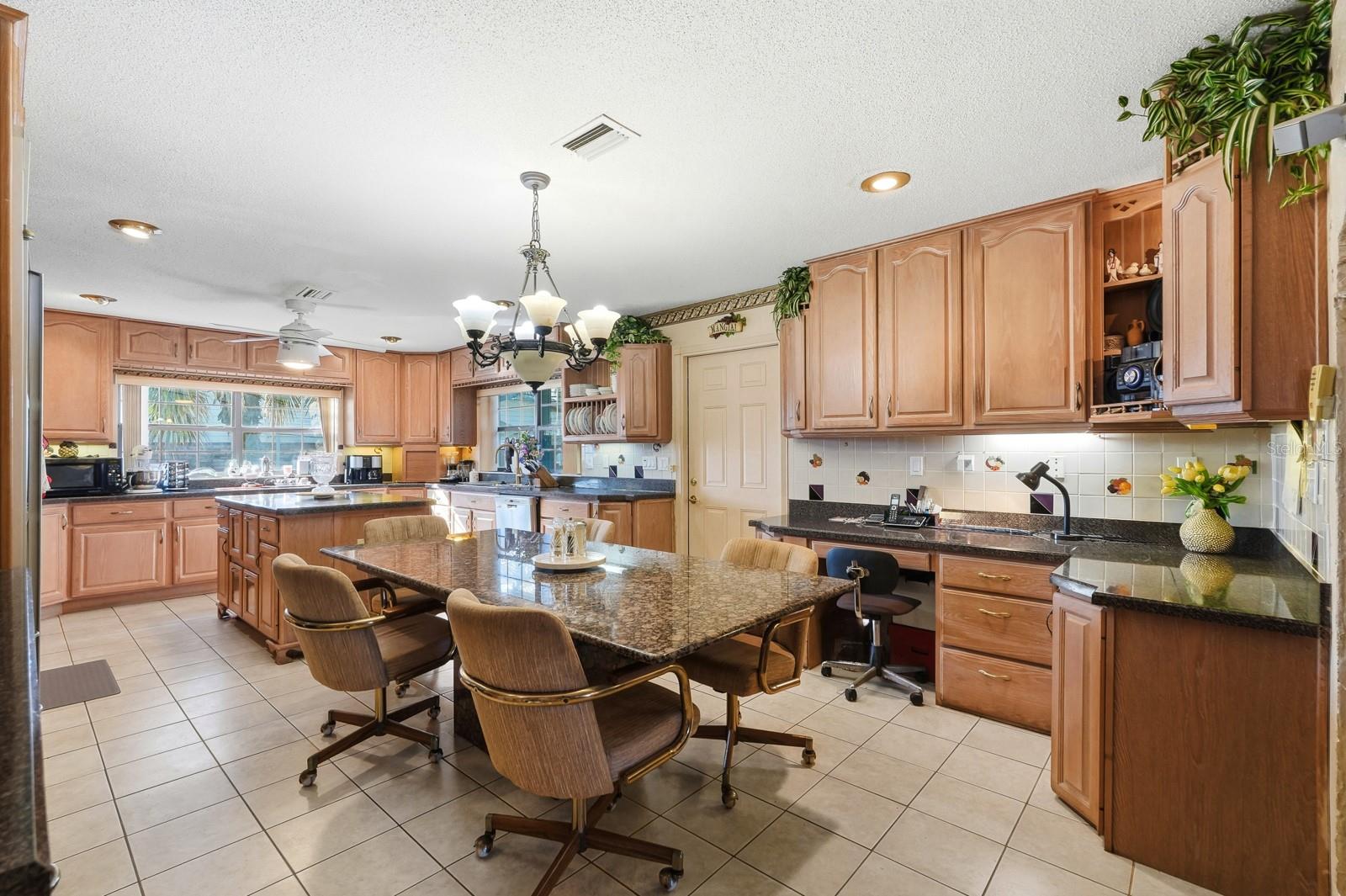 BEAU RIVAGE SHORES - Residential