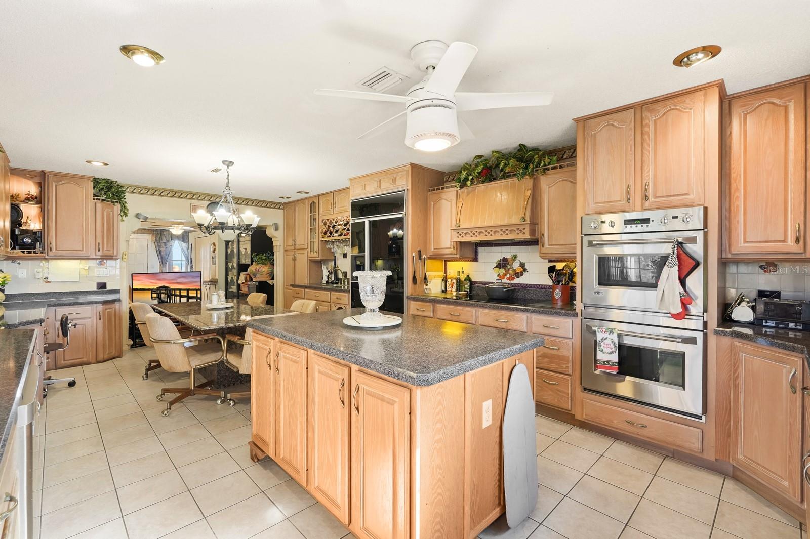 BEAU RIVAGE SHORES - Residential