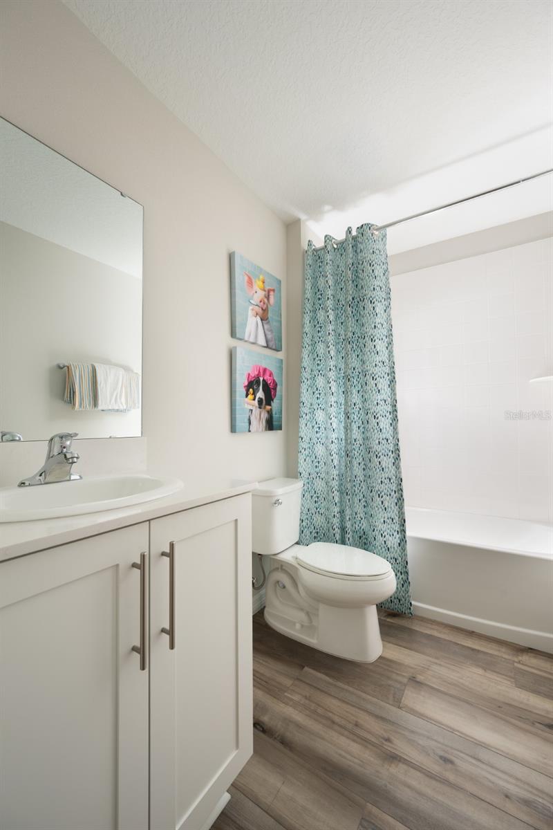 DAVIS LANDING - Residential