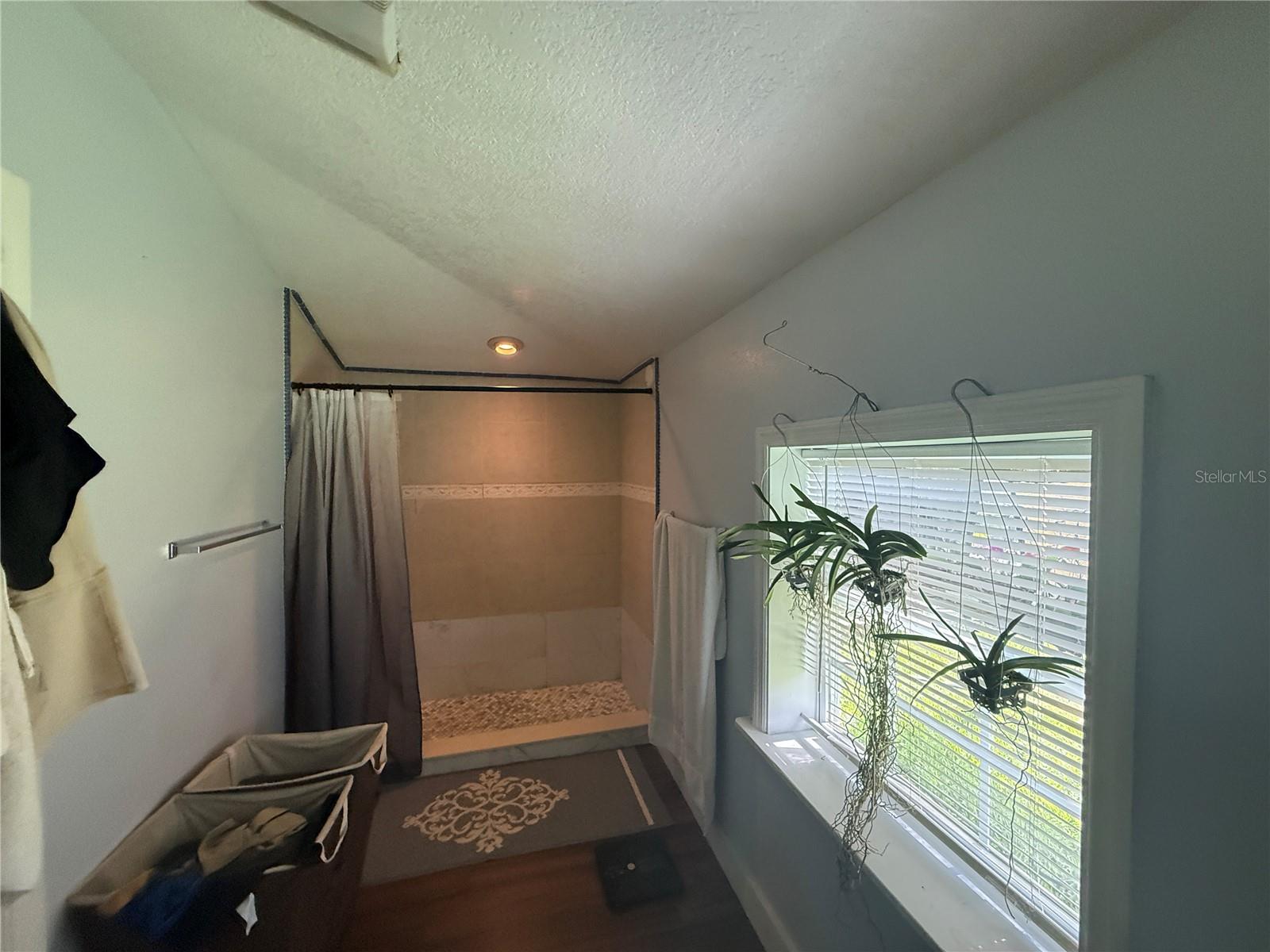 SUNSHINE GARDENS 1ST ADD - Residential
