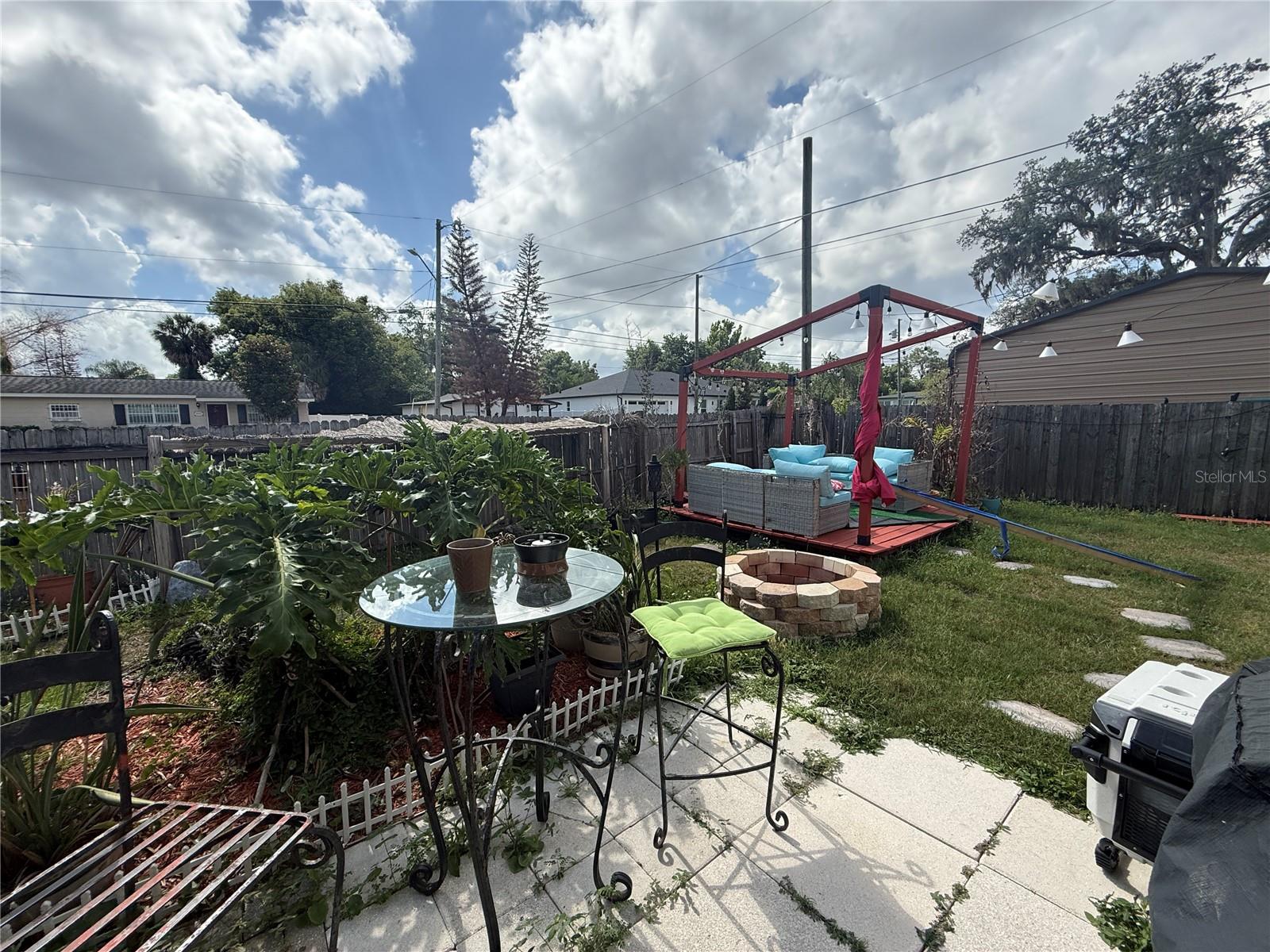 SUNSHINE GARDENS 1ST ADD - Residential
