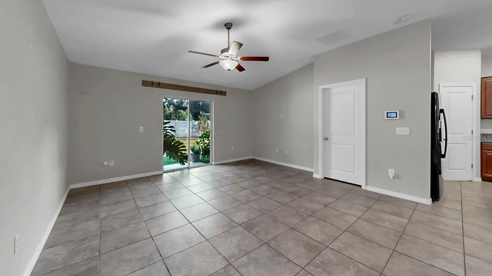 SUNSHINE VILLAGE PH 3B - Residential