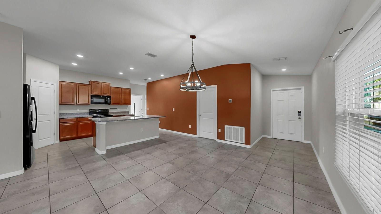 SUNSHINE VILLAGE PH 3B - Residential