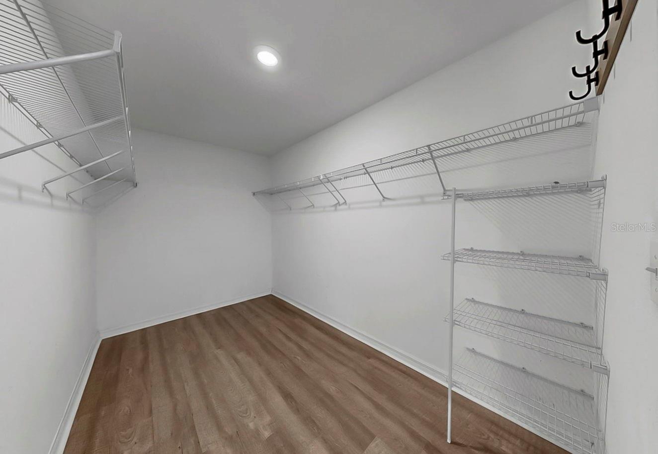 SUNSHINE VILLAGE PH 3B - Residential