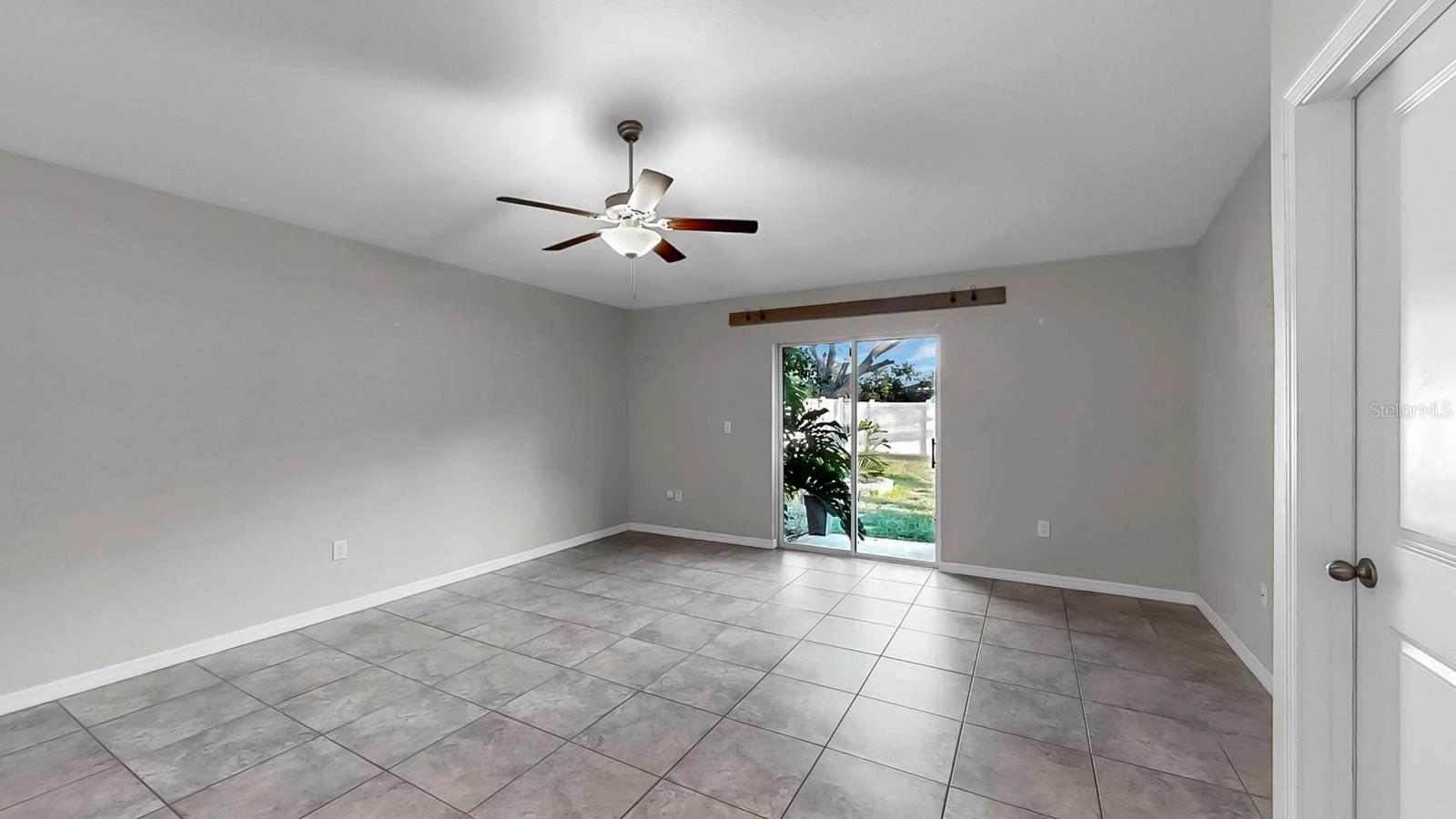 SUNSHINE VILLAGE PH 3B - Residential