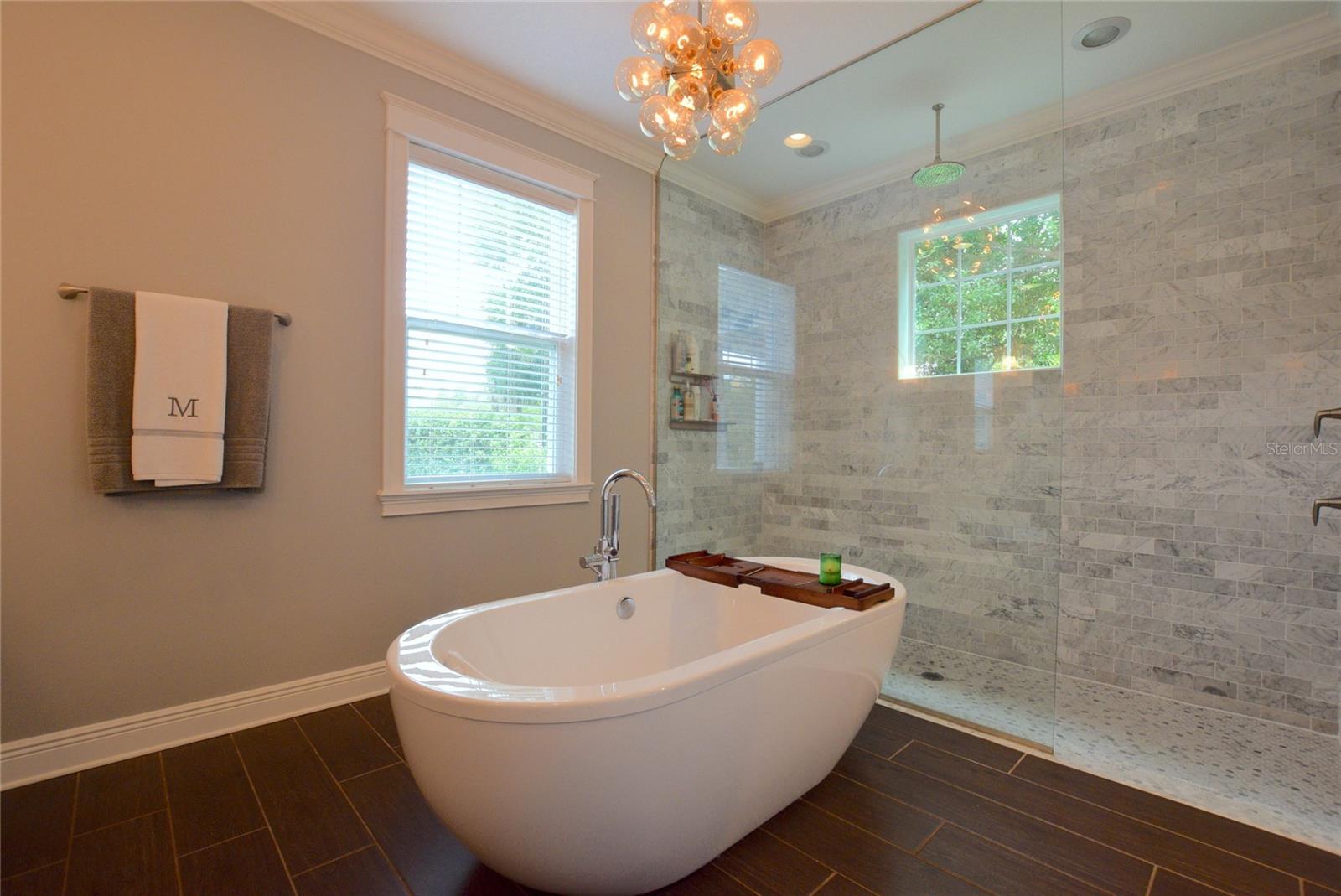 ACREAGE & UNREC - Residential Lease