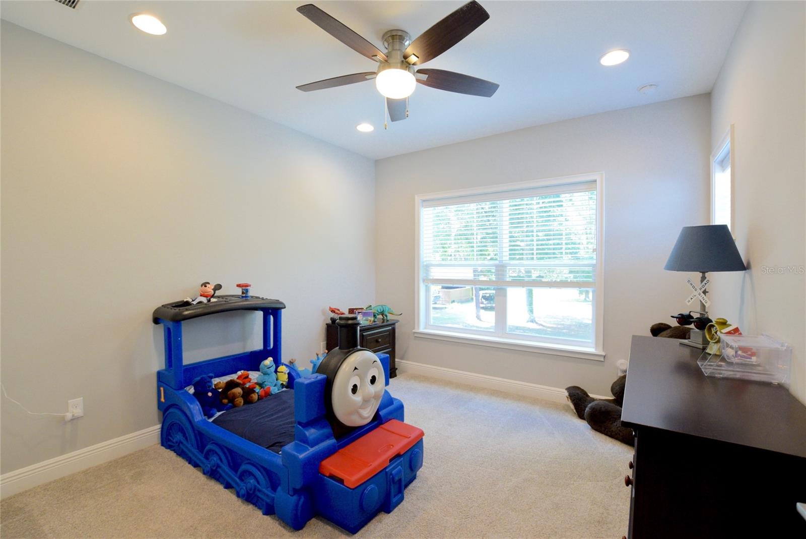 ACREAGE & UNREC - Residential Lease