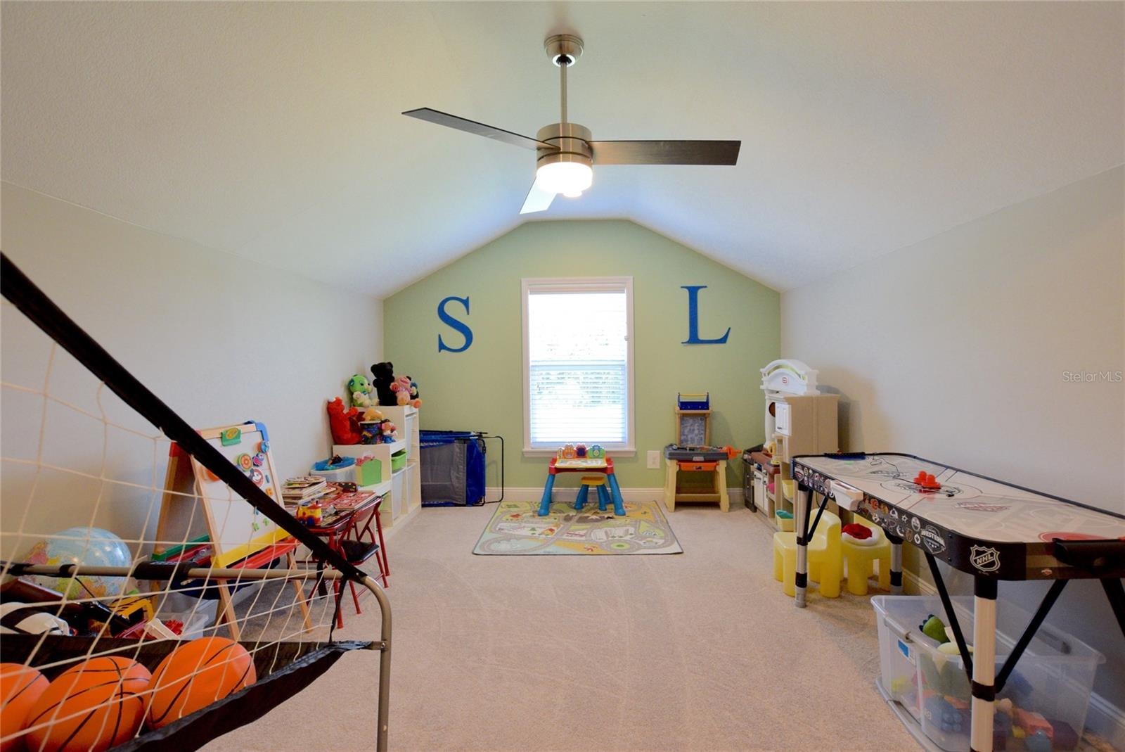 ACREAGE & UNREC - Residential Lease