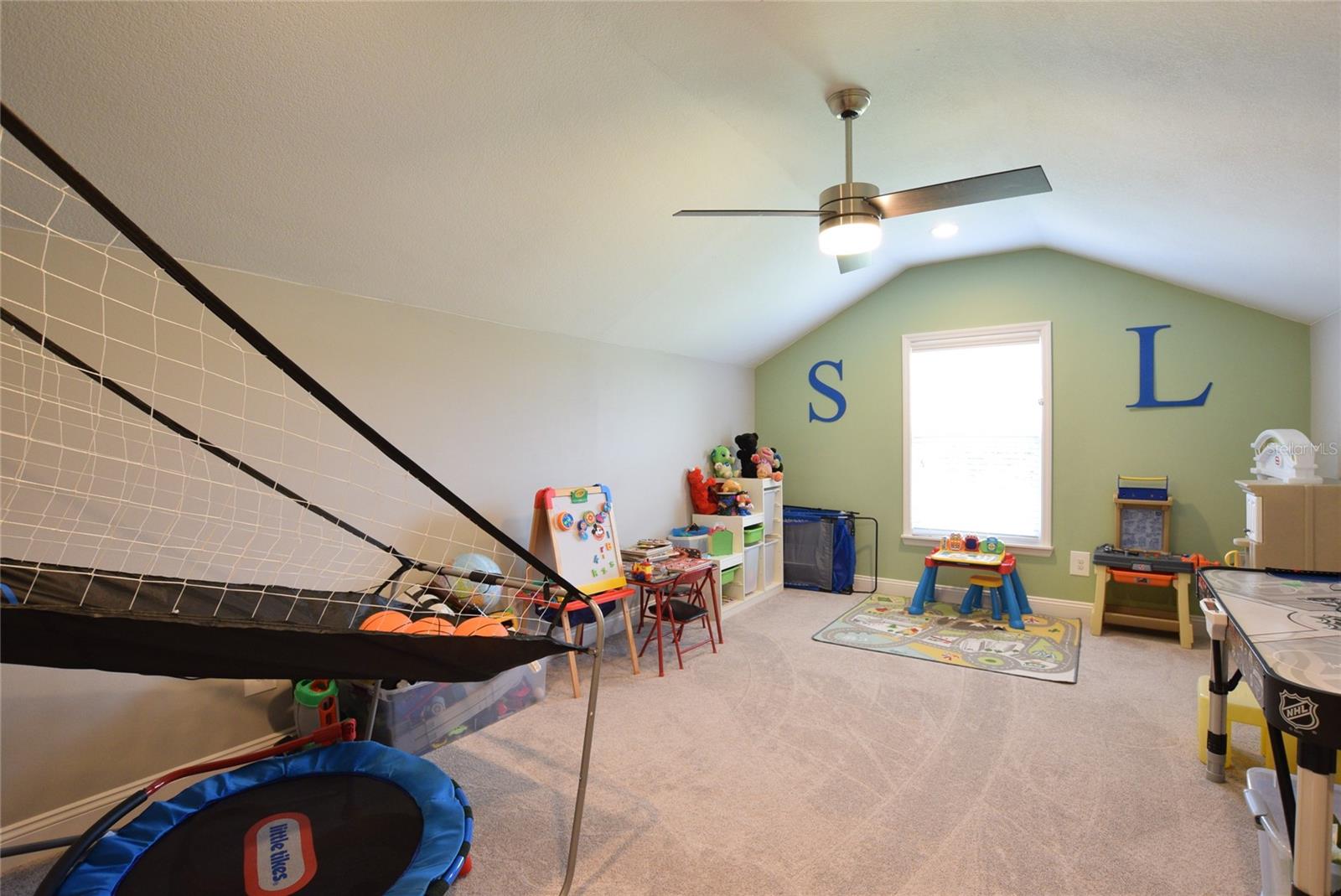 ACREAGE & UNREC - Residential Lease