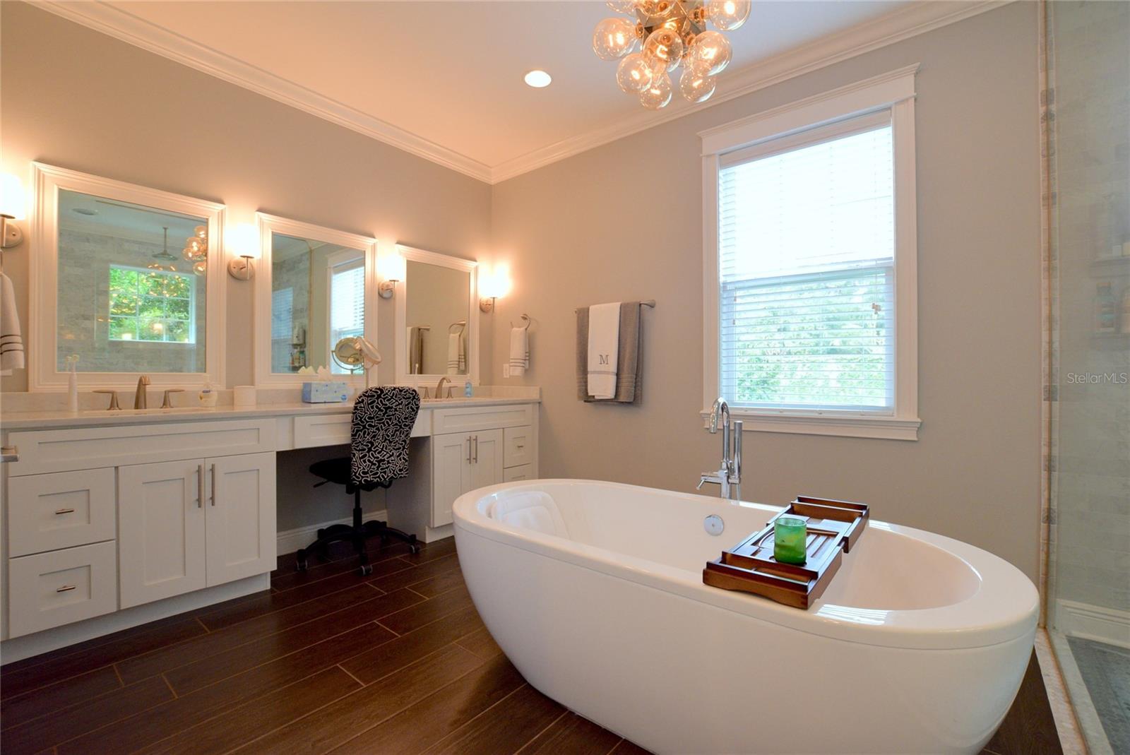 ACREAGE & UNREC - Residential Lease