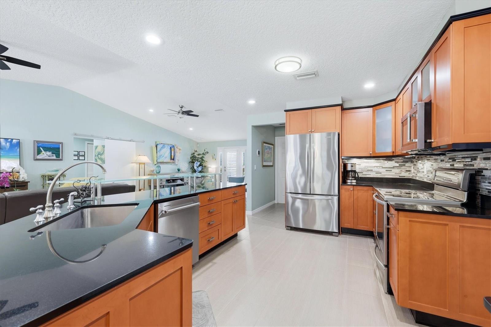 FLOYD & CAMERON SUB - Residential