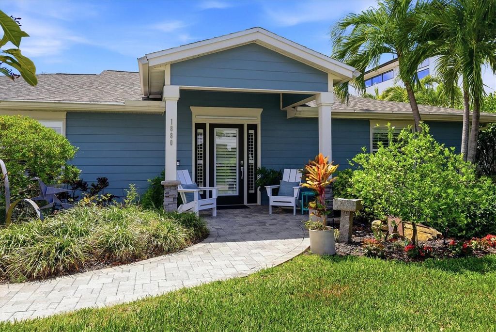 Photo of 1880 Loma Linda Street, Sarasota, FL 34239 (MLS # A4688301)
