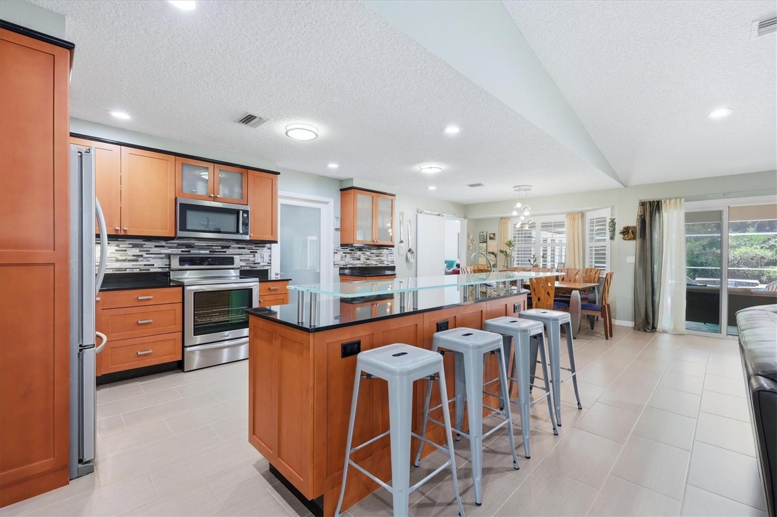 FLOYD & CAMERON SUB - Residential