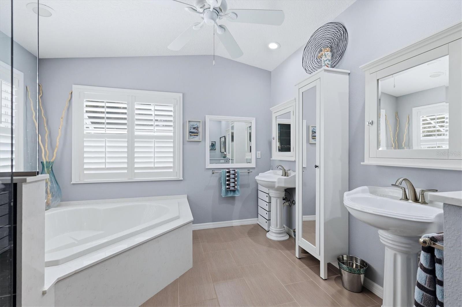 FLOYD & CAMERON SUB - Residential