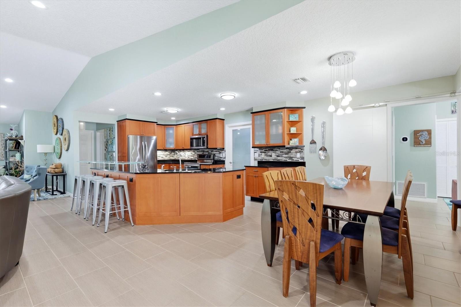 FLOYD & CAMERON SUB - Residential