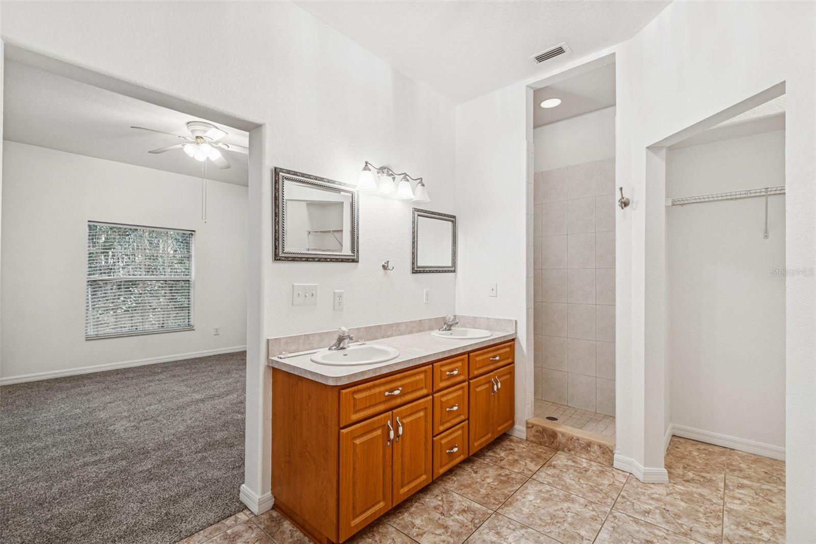 MASARYKTOWN - Residential