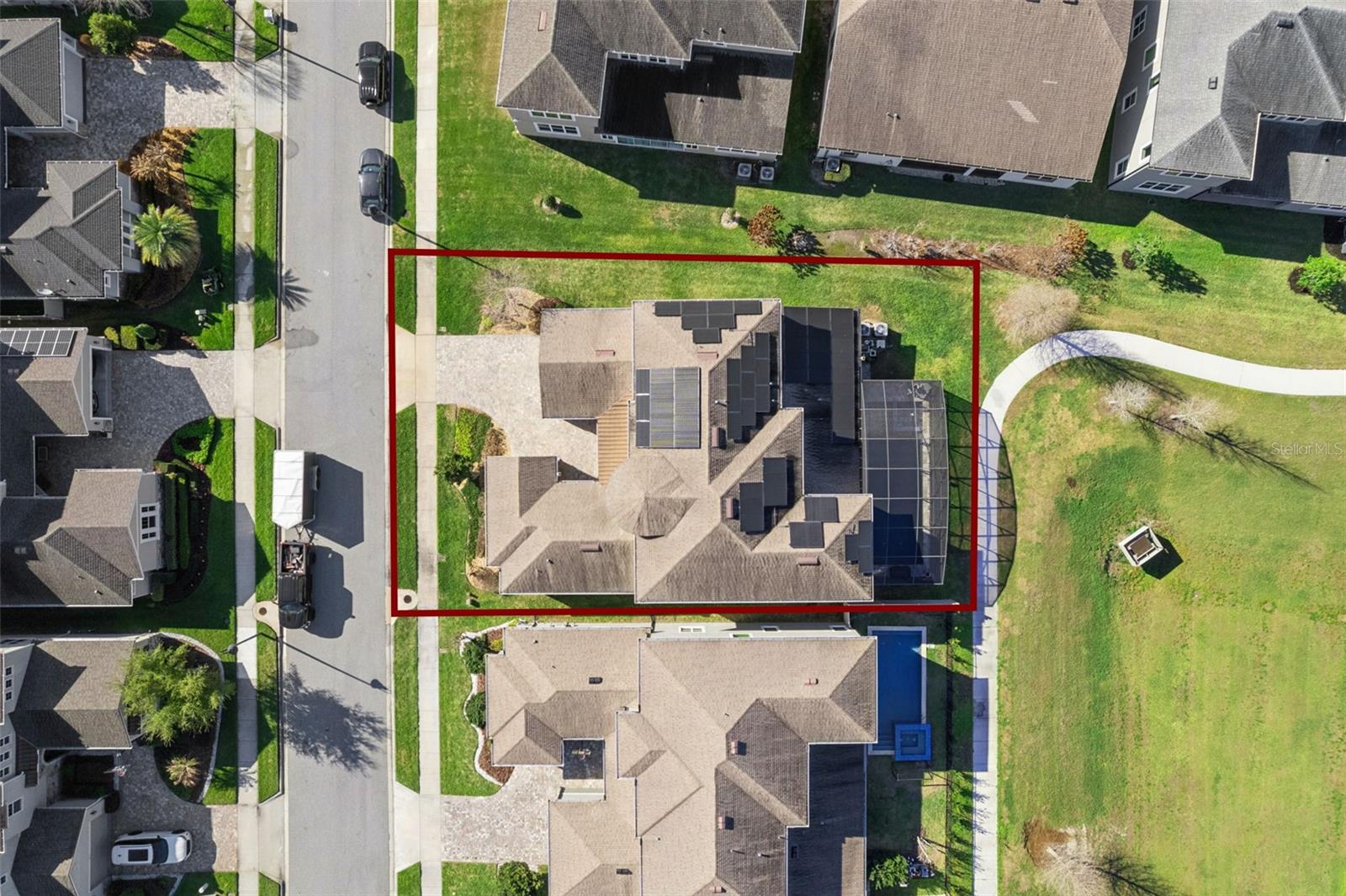 OXFORD CHASE - Residential