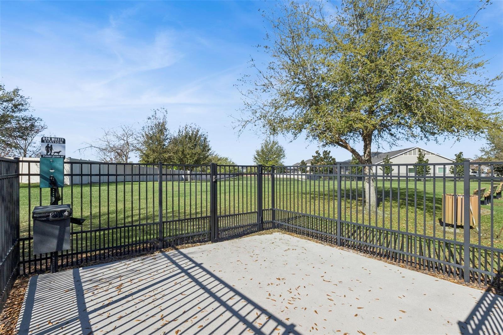 OXFORD CHASE - Residential