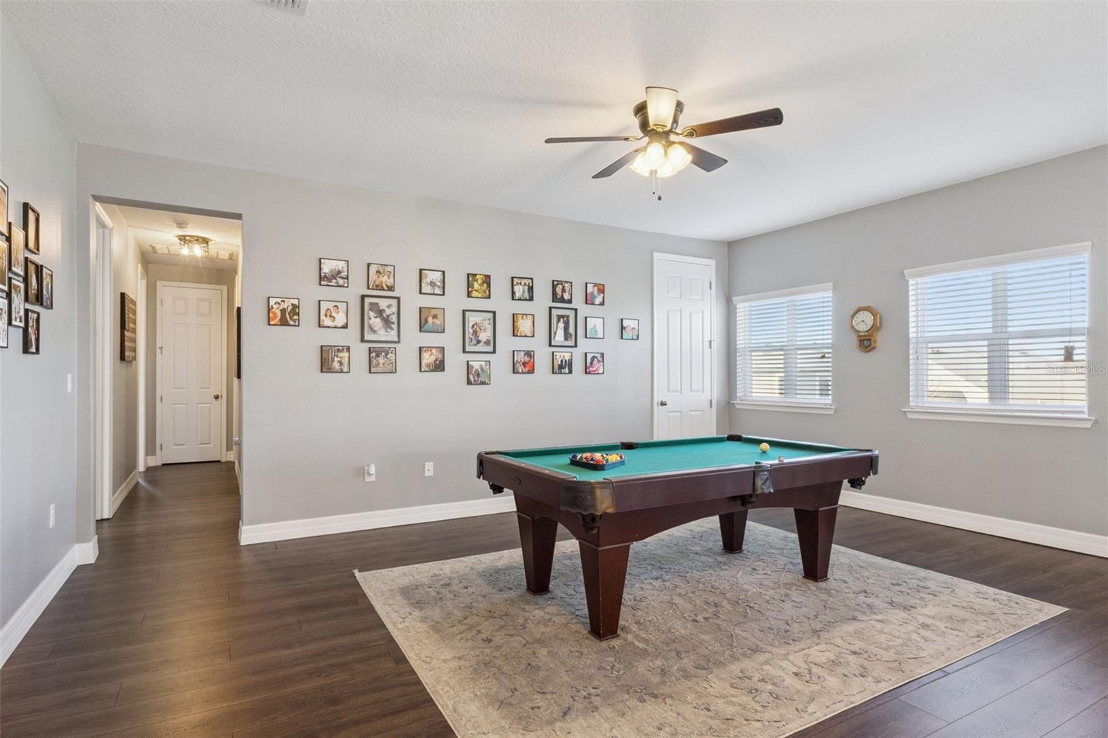 OXFORD CHASE - Residential