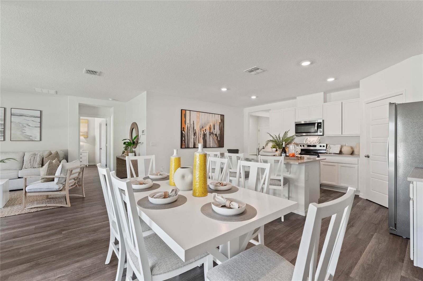 TAYLOR GROVES - Residential