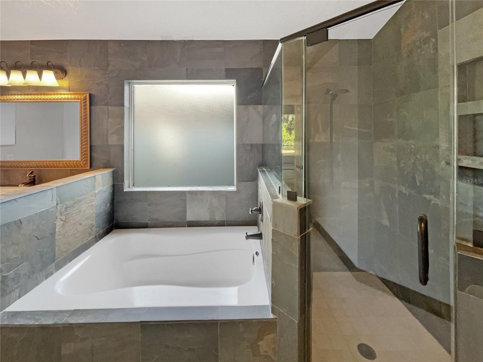 PAVILION PH 2 - Residential